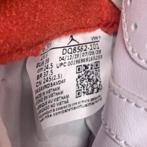 NEW Nike Air Jordan 2 Retro Fire Red Sail White Leather Shoe Youth 6.5 Womens 8 - Picture 7 of 7